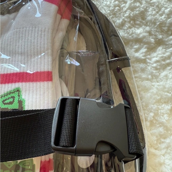 New Green Day 2025 Official VIP Merch Set – Clear Crossbody Bag, Bandana & Socks - Picture 5 of 9